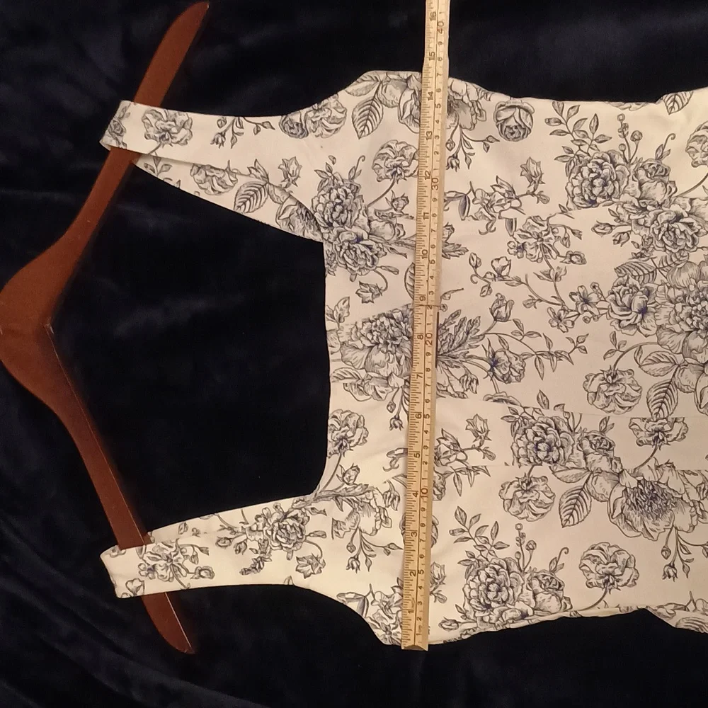 Christian Lacroix Toile De Jouy Dress - Size 0 - Classic French Floral Design - Picture 4 of 12